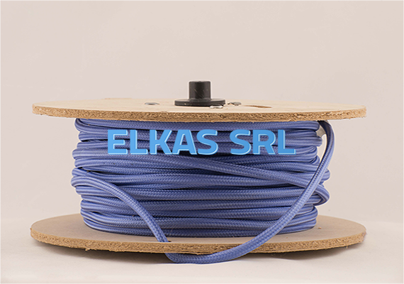 Nuestros cables cuentan con certificación. Además cuentan con un proceso de pegado que evita que se despelucen en su armado.